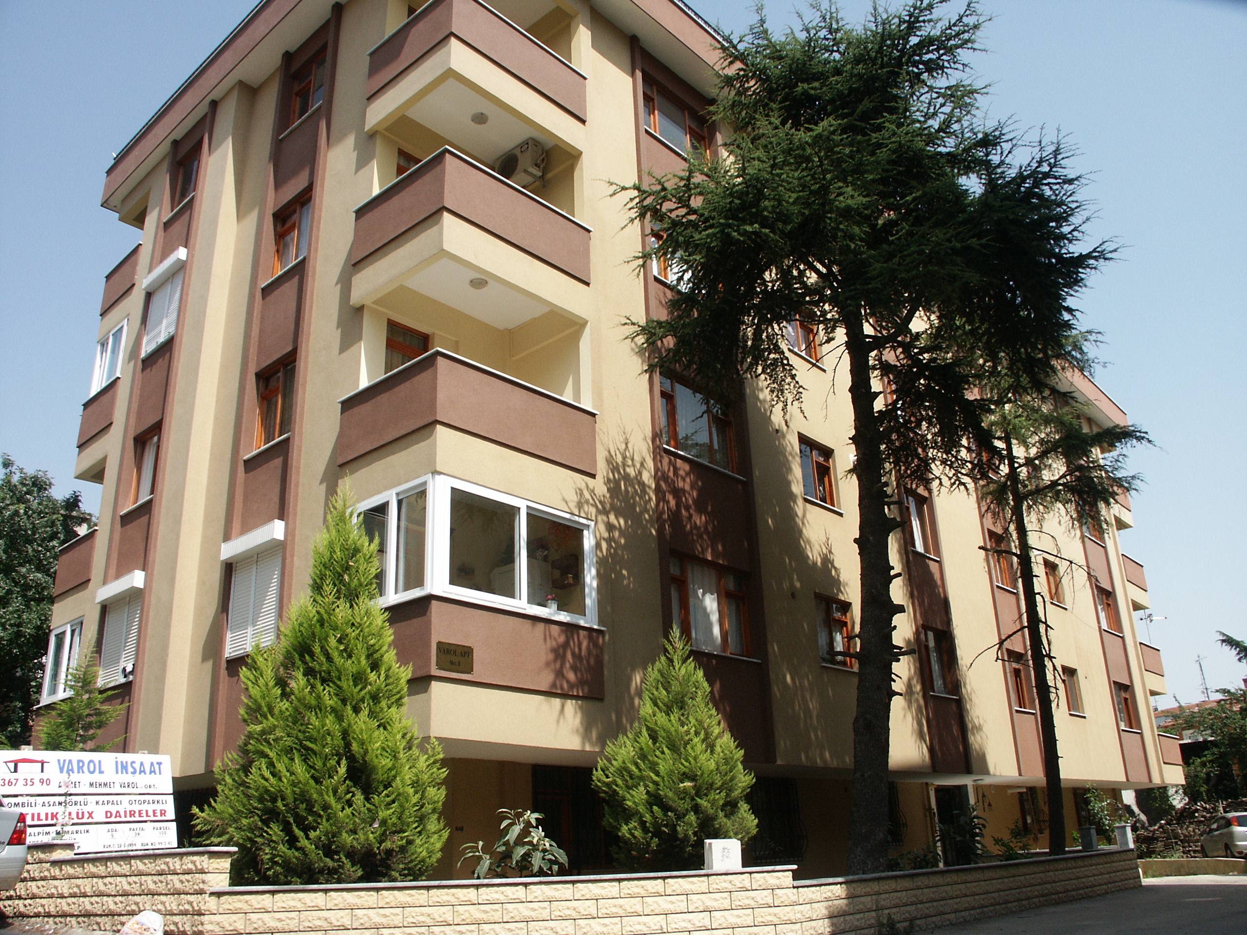 Varol Apartmanı (100. Parsel) - 1